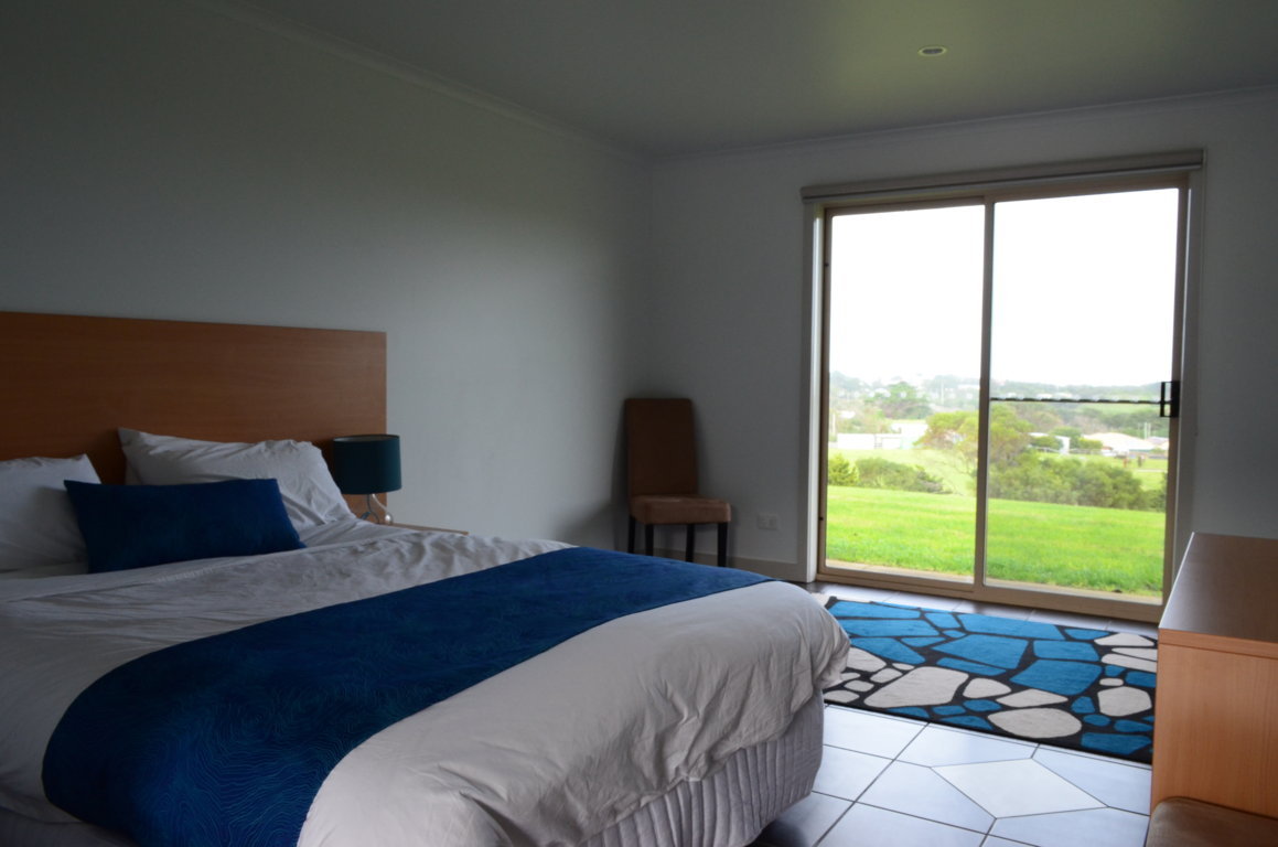 Island Breeze Motel Tasmania - Deluxe Apartment